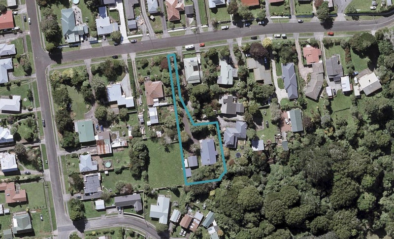 11 Tawa Street, Inglewood, Inglewood - Carousel 1