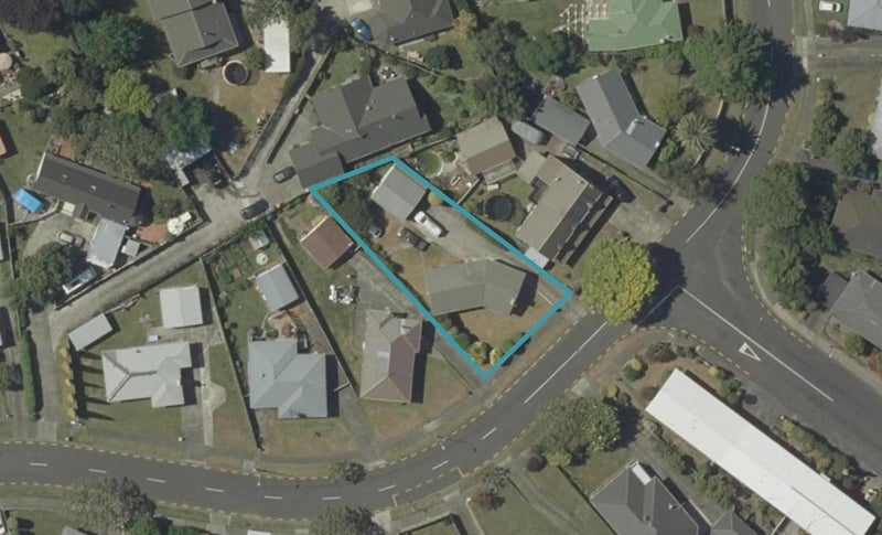 145 Limbrick Street, Terrace End, Palmerston North - Carousel 1
