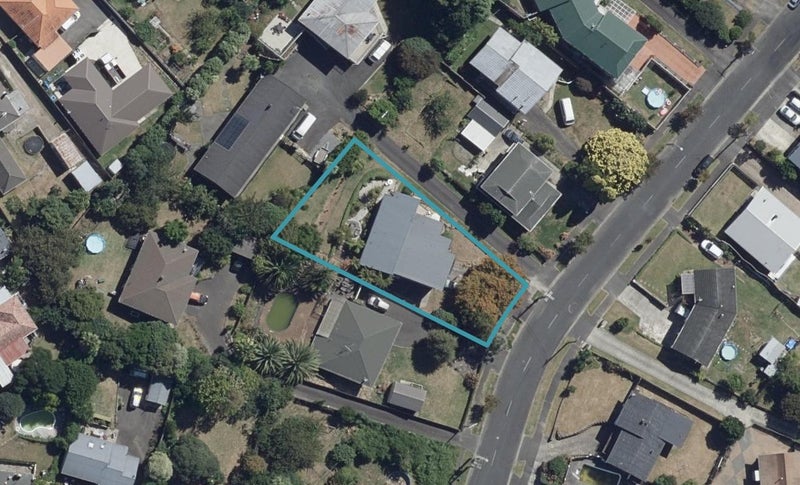 7 Ranui Street, Dinsdale, Hamilton - Carousel 1