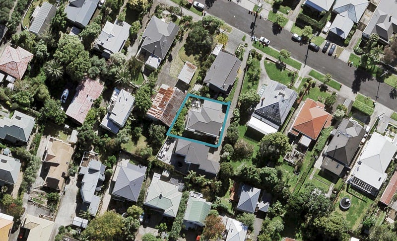 14A Springfield Road, Morningside, Auckland - Carousel 1