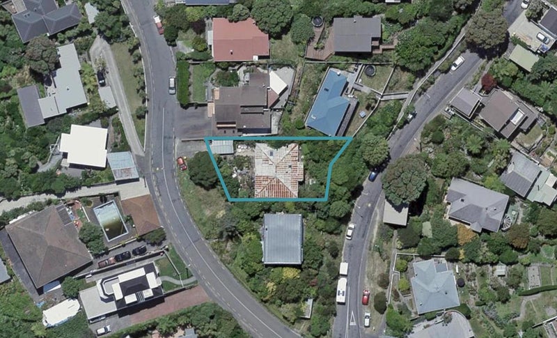 98 Nevay Road, Karaka Bays, Wellington - Carousel 1