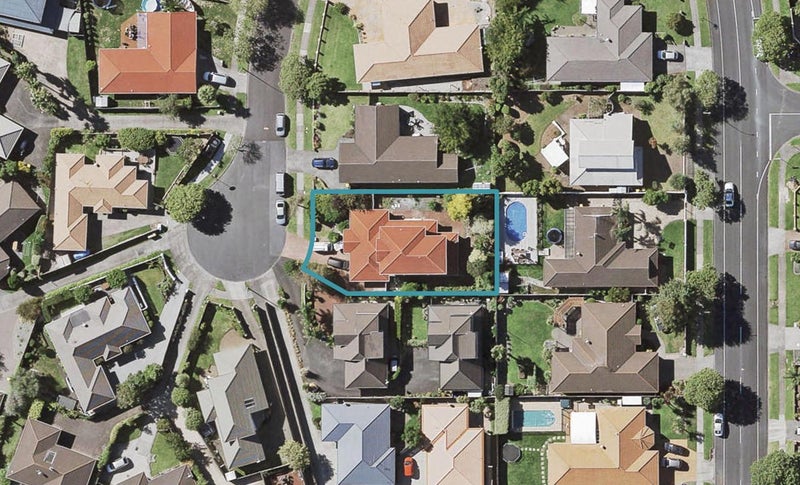 12 Travers Place, Northpark, Auckland - Carousel 1