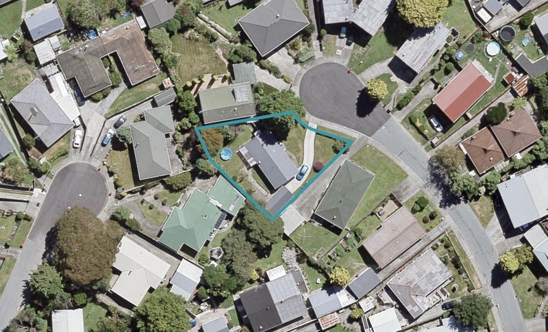 15 Dakota Grove, Totara Park, Upper Hutt - Carousel 1