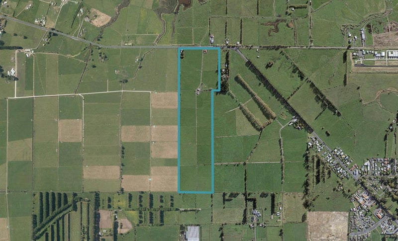 19 South Head Road, Parakai, Helensville - Carousel 1