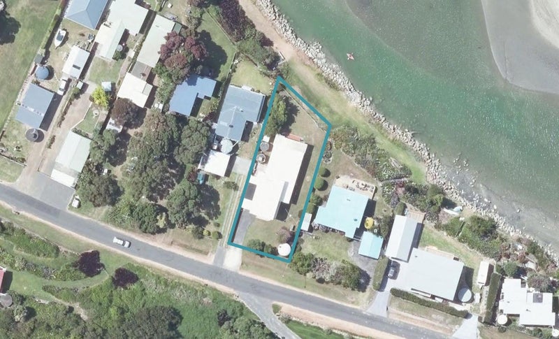 11B Oraka Road, Mahia, Māhia - Carousel 1