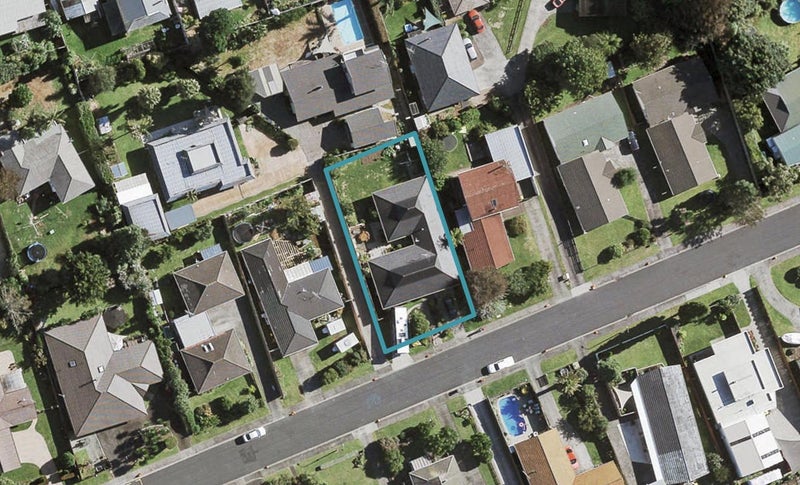 37 Manse Road, Pahurehure, Papakura - Carousel 1