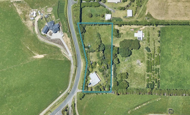 41 Junction Road, Minden, Tauranga - Carousel 1
