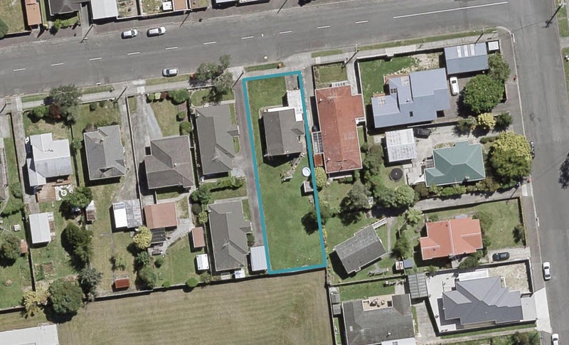 2 McParland Street, Ebdentown, Upper Hutt - Carousel 1