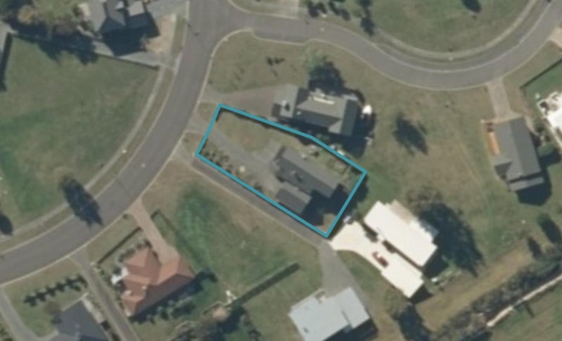 111 Kahotea Drive, Motuoapa - Carousel 1
