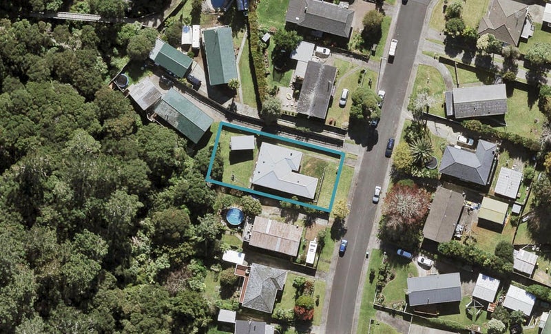 47 Allington Road, Massey, Auckland - Carousel 1