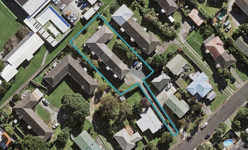 4/13 Ellen Avenue, Hillcrest, Auckland - Carousel 1