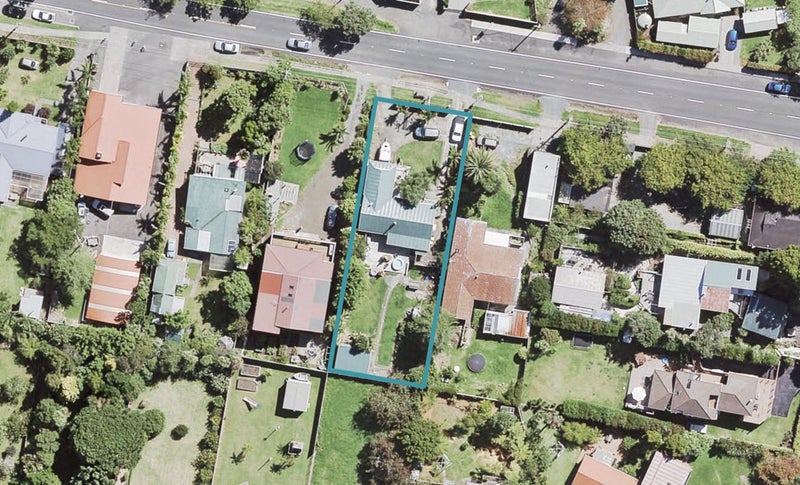 81 Victory Road, Laingholm, Auckland - Carousel 1