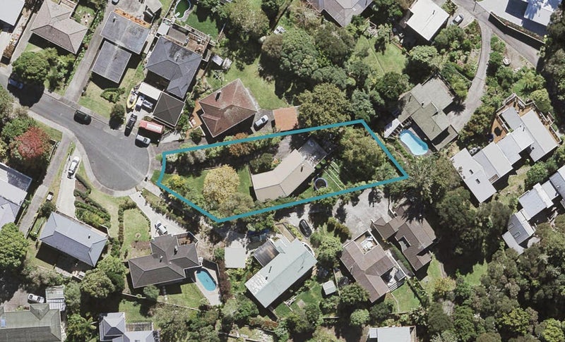 16 Hague Place, Birkenhead, Auckland - Carousel 1
