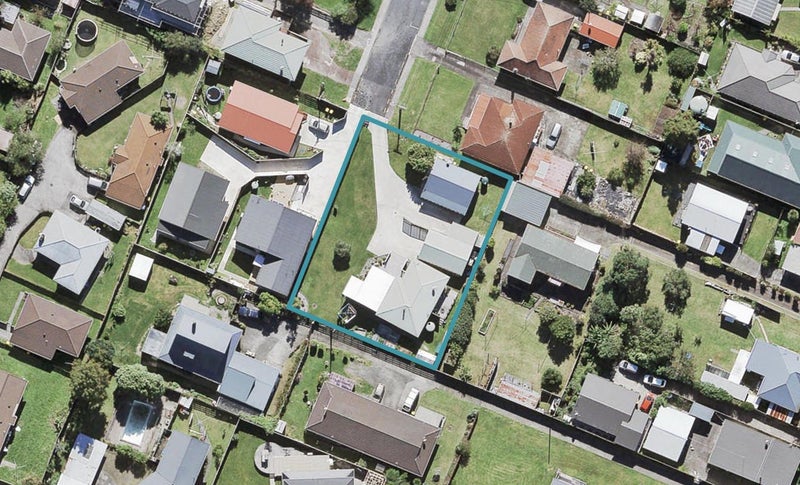 12 Bamboo Grove, Kelston, Auckland - Carousel 1