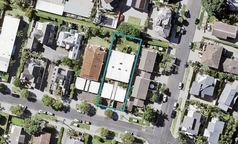 2/42 Speight Road, Kohimarama, Auckland - Carousel 1