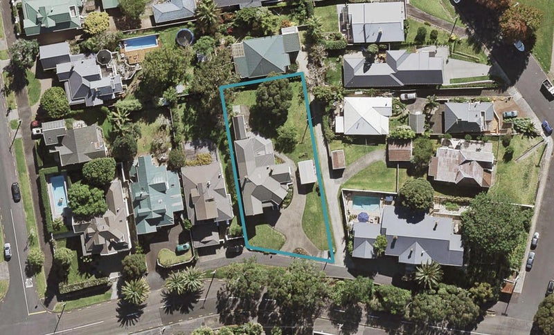 10 Stafford Road, Northcote Point, Auckland - Carousel 1