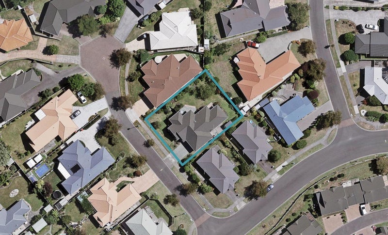 4 Cheval Place, Taradale, Napier - Carousel 1