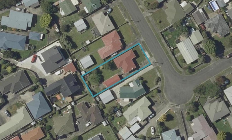 36 Duff Crescent, Highbury, Palmerston North - Carousel 1