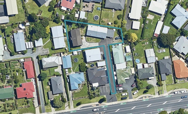 17A Millers Road, Brookfield, Tauranga - Carousel 1