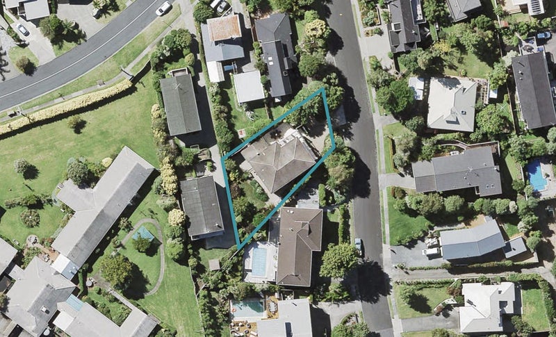 1A Asbury Crescent, Campbells Bay, Auckland - Carousel 1