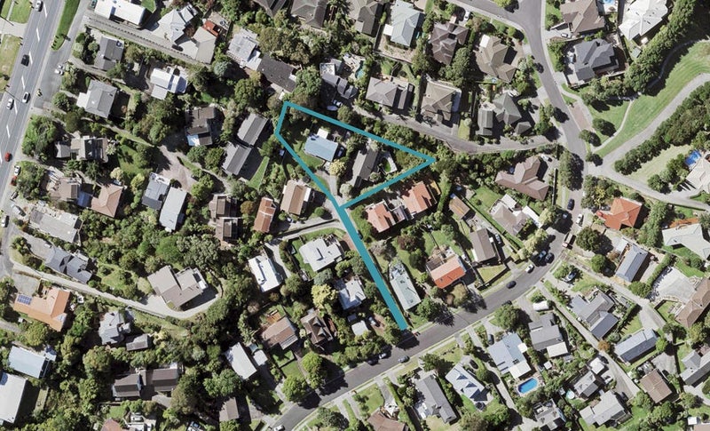 1/64 Langana Avenue, Browns Bay, Auckland - Carousel 1