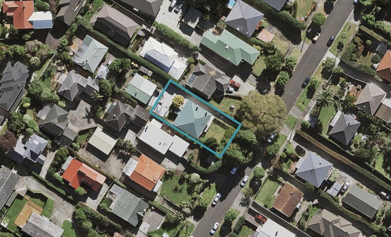 108B Paihia Road, One Tree Hill, Auckland - Carousel 1