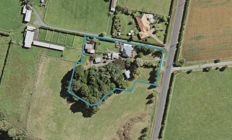 637 Harrisville Road, Pukekohe East - Carousel 1