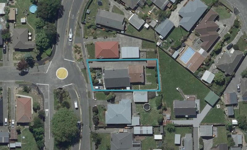 2/134 Quinns Road, Shirley, Christchurch - Carousel 1
