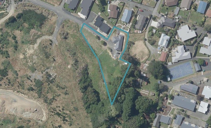 13 Wattie Fox Lane, Kenmure, Dunedin - Carousel 1