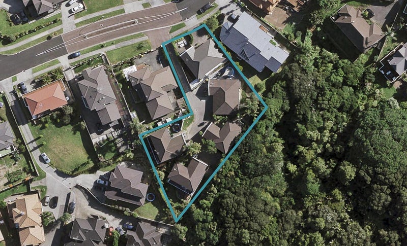3/10 Vireya Court, Goodwood Heights, Auckland - Carousel 1