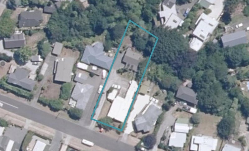 8 Weka Road, Waipahihi, Taupō - Carousel 1