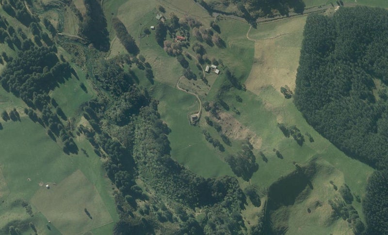 404 Leslie Road, Putaruru - Carousel 1