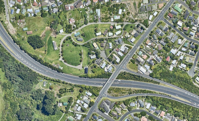 5 Te Atatu Place, Judea, Tauranga - Carousel 1