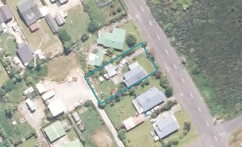 4 Stewart Street, Waimangaroa, Westport - Carousel 1