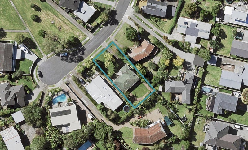 18 Blue Gum Rise, Sunnyhills, Auckland - Carousel 1