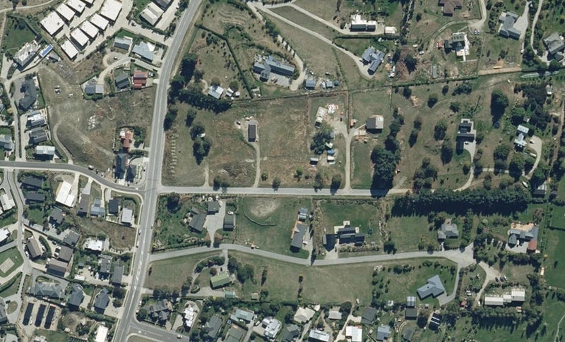 9 Aurora Lane, Wānaka - Carousel 1