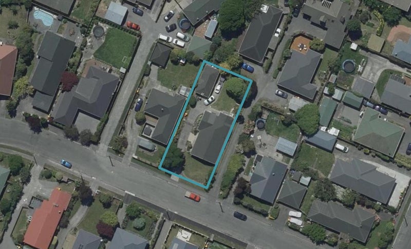 11 Toorak Avenue, Avonhead, Christchurch - Carousel 1