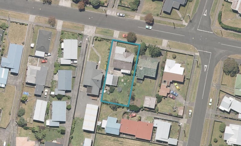 73 Gonville Avenue, Gonville, Whanganui - Carousel 1