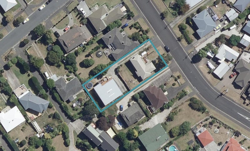 7B Holden Avenue, Forest Lake, Hamilton - Carousel 1