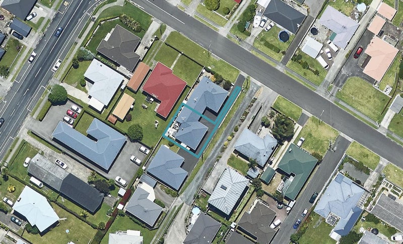 8B Waimapu Street, Greerton, Tauranga - Carousel 1