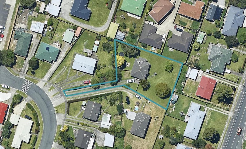 55 Henderson Crescent, Parkvale, Tauranga - Carousel 1