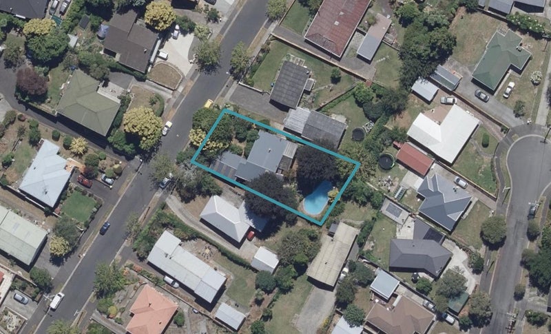 30 Aurora Terrace, Hillcrest, Hamilton - Carousel 1