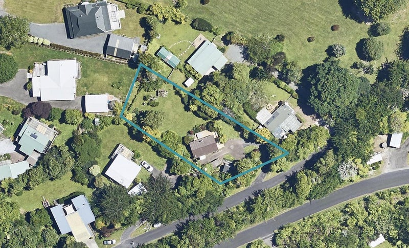 6 Alexander Road, Lake Tarawera, Rotorua - Carousel 1