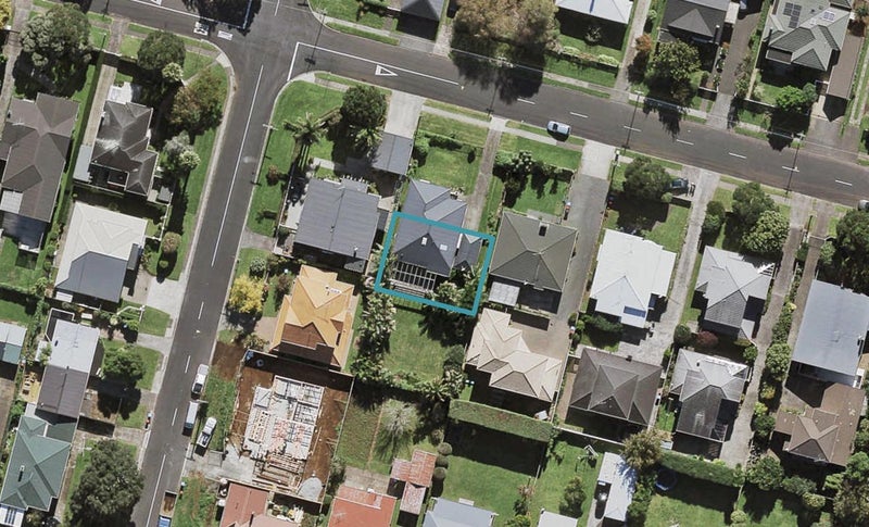 16B Hollywood Avenue, Epsom, Auckland - Carousel 1