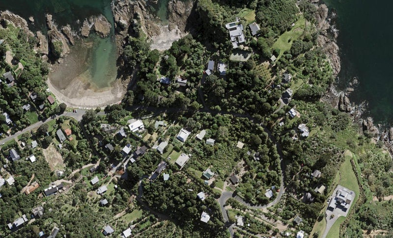 38 Great Barrier Road, Oneroa, Waiheke Island - Carousel 1