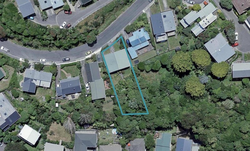 10B Ngarimu Grove, Ngaio, Wellington - Carousel 1