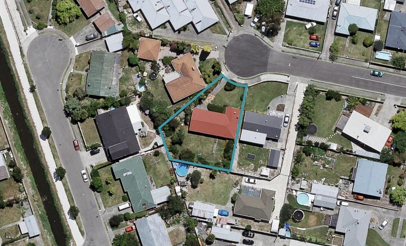 16 Hastie Place, Onekawa, Napier - Carousel 1