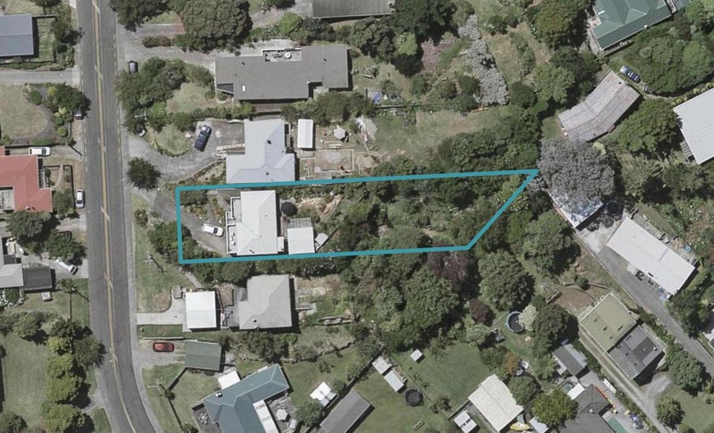 10 Hillcrest Road, Raumati South, Paraparaumu - Carousel 1