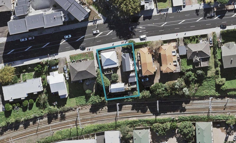 572 New North Road, Morningside, Auckland - Carousel 1