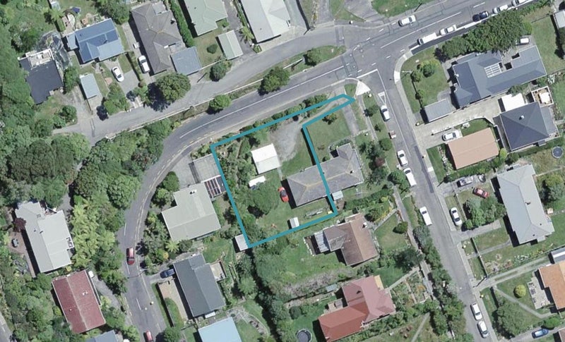 2 St Albans Avenue, Karori, Wellington - Carousel 1
